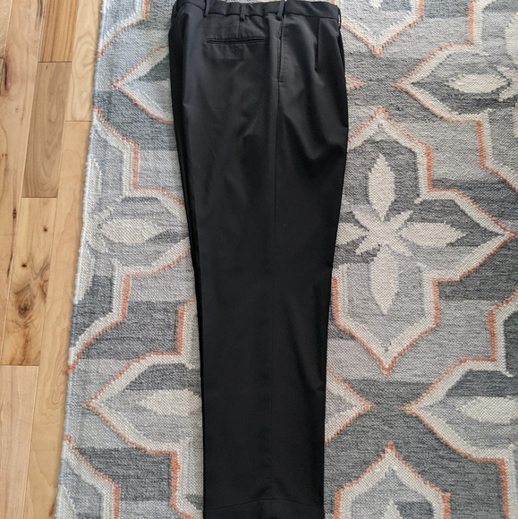 Jos A Bank travelers performance pant - Picture 1 of 8